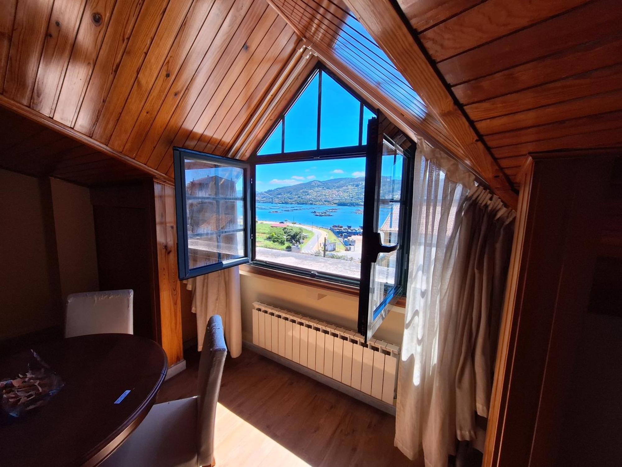 Hostal O Galeon San Luis Moana Exterior photo